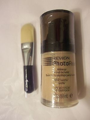 revlon new photo ready foundation 001 ivory w brush new