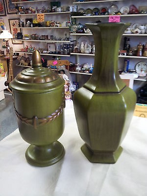 MID CENTURY SET OF 2 HAEGER POTTERY PIECES AVACADO GREEN LIDDED 