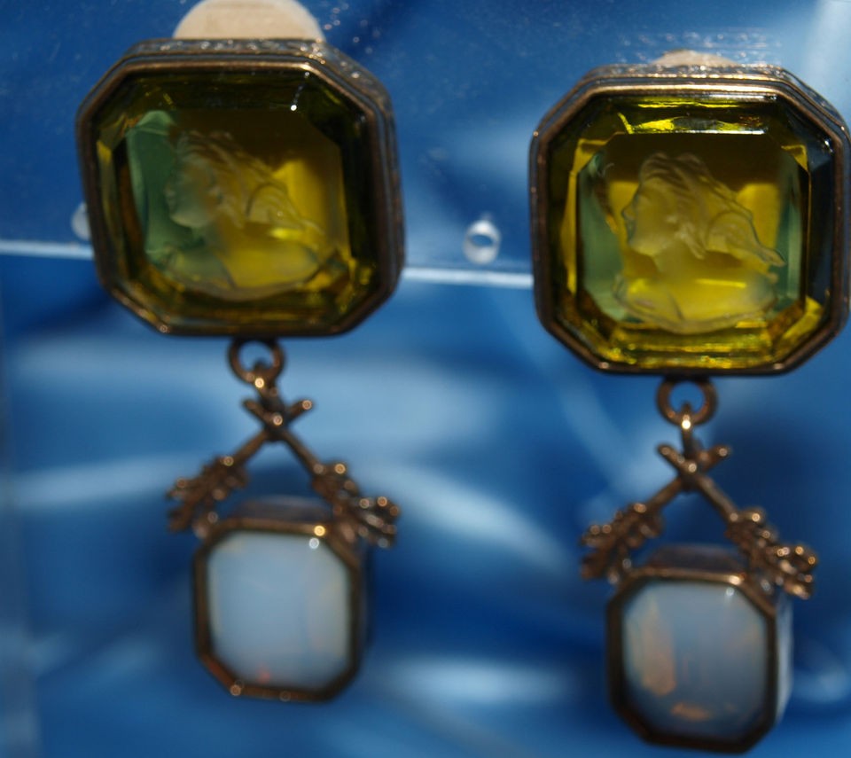 EXTASIA OLIVINE GLASS INTAGLIO BRONZE SETTING CLIP ON EARRINGS