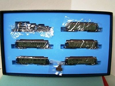 KEY BRASS N SCALE 1880S BALDWIN MOGUL & 5 CAR PLATFORM TRAIN ((MIB 