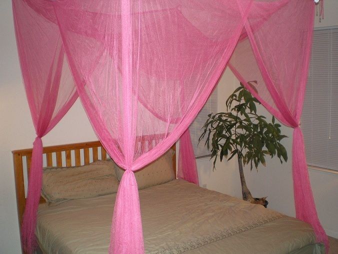 Corner Post Bed Canopy Mosquito Net for QUEEN, FULL, KING beds in 