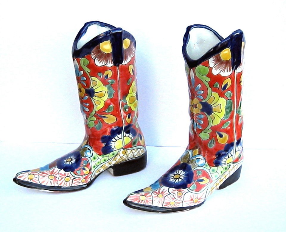 SET (2) MEXICAN TALAVERA POTTERY COWBOY BOOT PAIR SCULPTURE PLANTERS