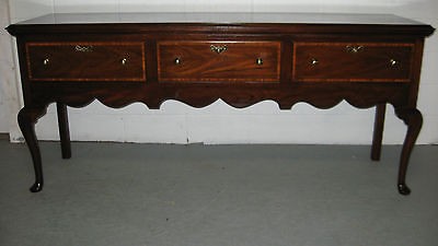 Henkel Harris #29 Mahogany Finish Jamestown Colony Sideboard Buffet