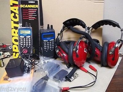 UNIDEN SPORTCAT SC200 SCANNER & PAIR OF R.E. CLASSIC HEADPHONES USED 