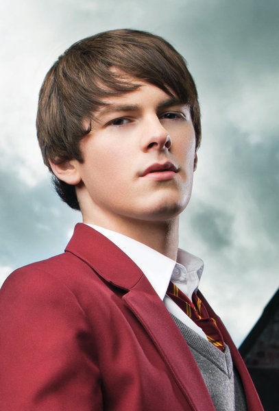 HOUSE OF ANUBIS   BRAD KAVANAGH   FABIAN RUTTER   TEEN BOY ACTOR   4 