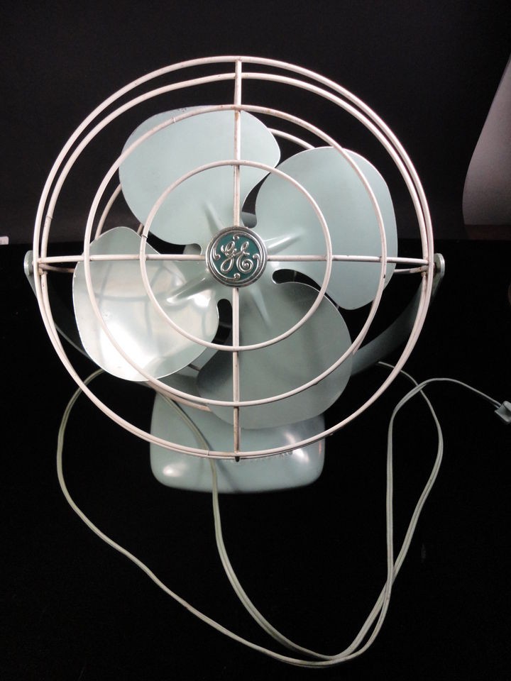 Vintage GE Fan aqua blue desk/personal 60s/70s era 11 1/2 Works Great 