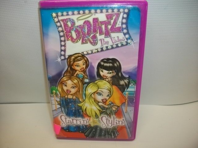 Bratz starring Starrin Stylin Doll VHS Video Little Girls Movie 