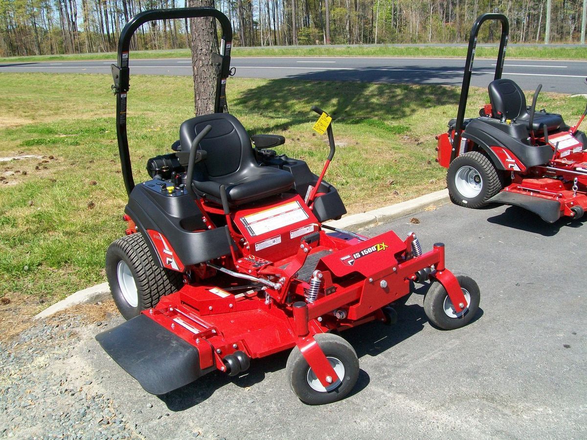 New Ferris Is 1500ZX Zero Turn Lawnmower 61 Deck 26 HP Kawasaki 