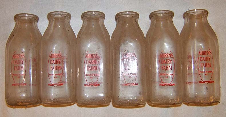 Old glass milk bottles Ahrens Dairy Farm pt w wooden crate NR lot
