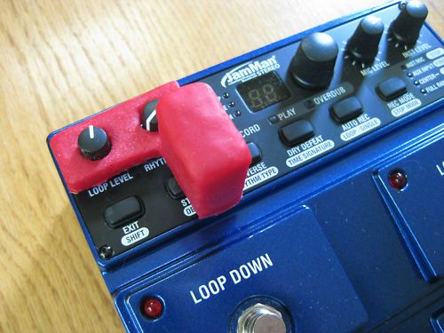 Fabe Footswitch for Saving Loops on The JamMan Stereo