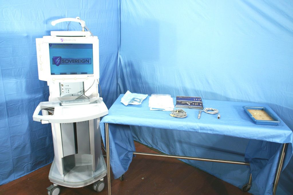 AMO Sovereign Whitestar Phaco with Handpiece