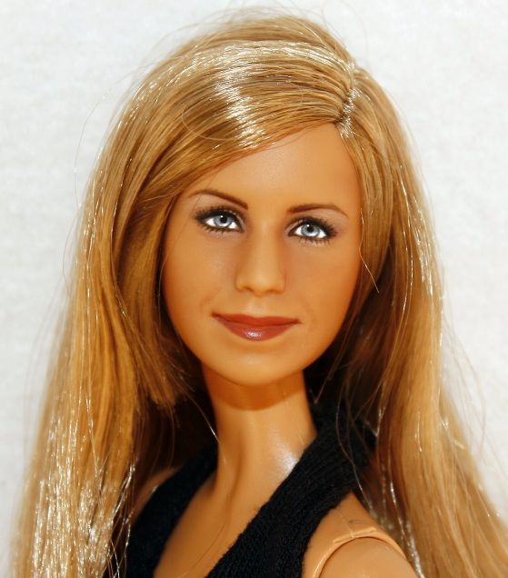 Decided to do repaints of both Jennifer Aniston and Courtney Cox, and 