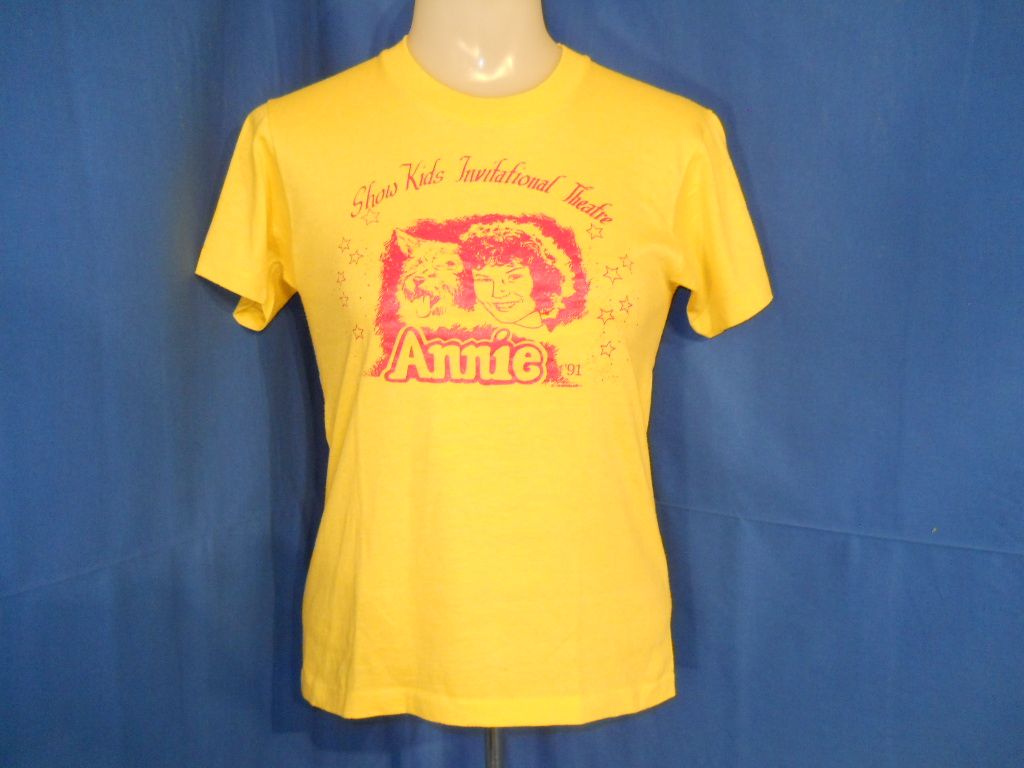 Vintage Annie Musical Show Kids Theater 80s T Shirt YM