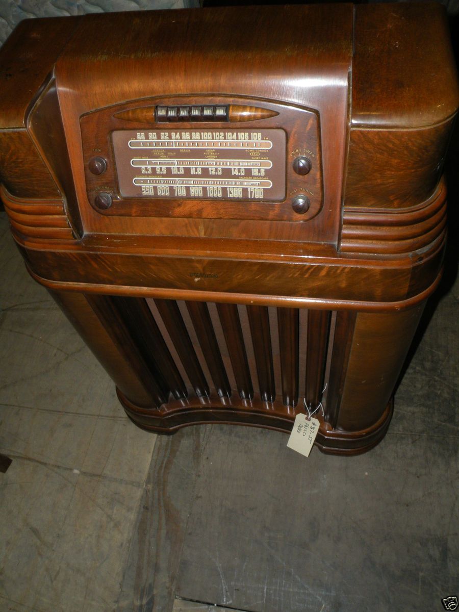 Antique 1946 Philco Art Deco Console Floor Tube Radio 46 480 Model 