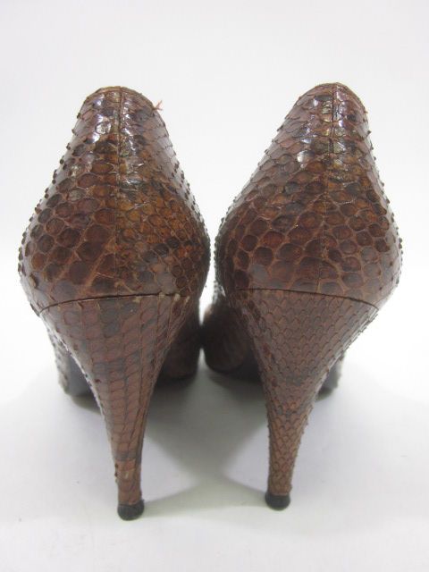 Arlene La Marca Brown Snakeskin Pointed Toe Pumps 7 5 B