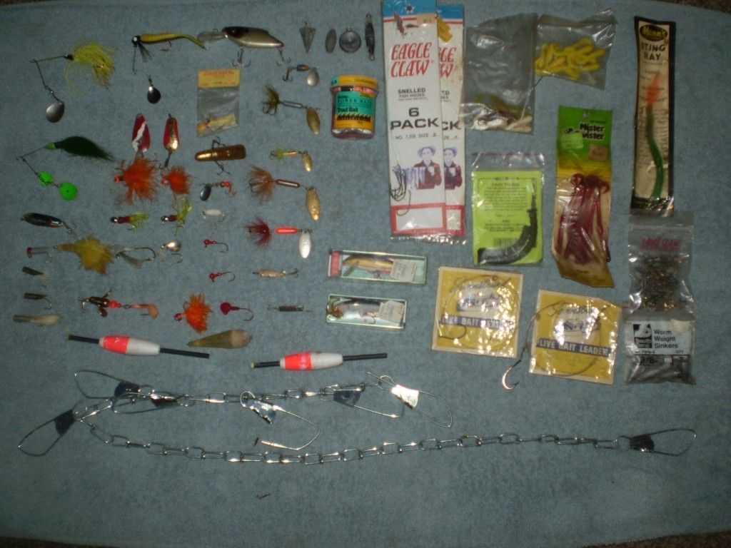 Vintage lure bait tackle 50 used item lot Jorgensen roostertail Rapala 