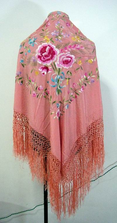   this kind of shawl to spanish this shawl also can be as tablecloth