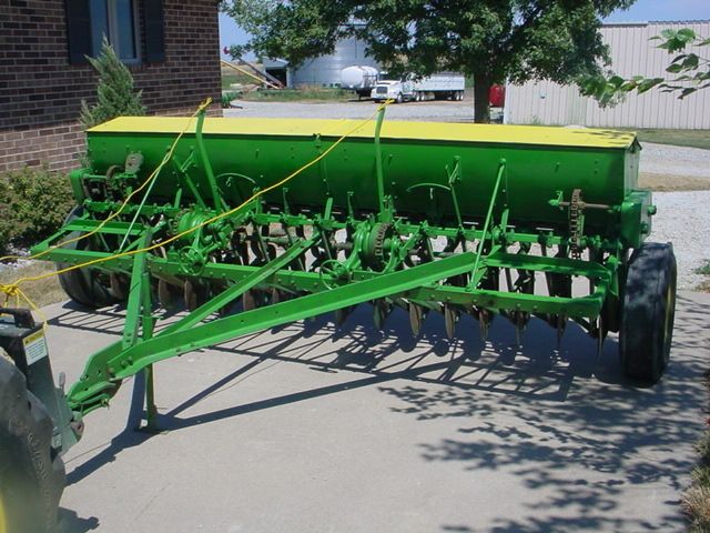 John Deere model FBB drill with rope lift ( planter seeder )