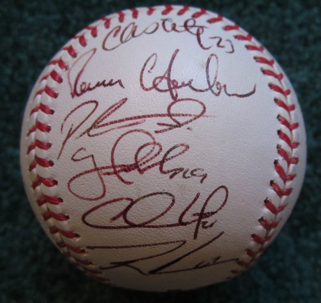   Phillies Team Signed Baseball World Series Champions 24 Autos