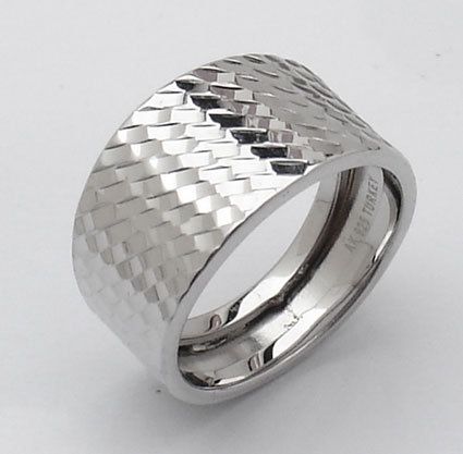 Epiphany Platinum Clad Graduated Band Ring Silver 