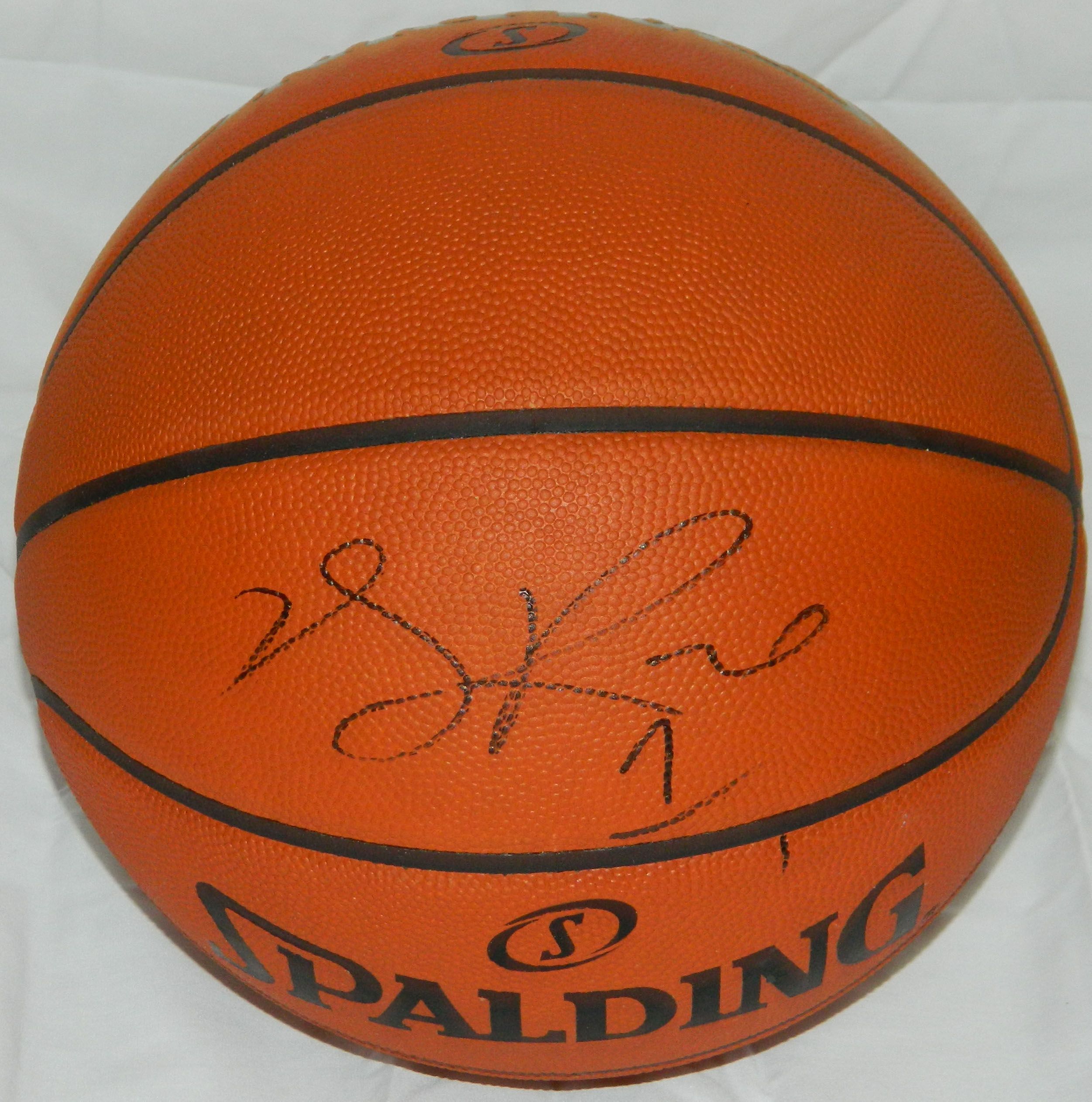   DERRICK ROSE Signed Spalding Official NBA Leather Game Basketball   SS