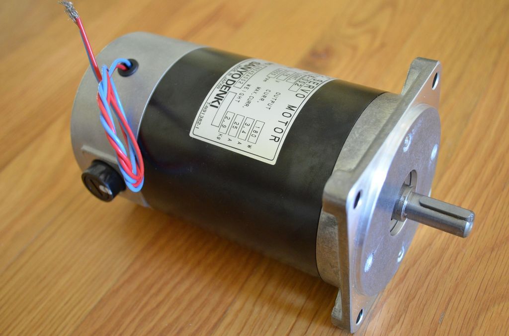 NEW* Sanyo Denki M818 002 PM Brushed DC Servo Motor, 75v 3,000rpm 