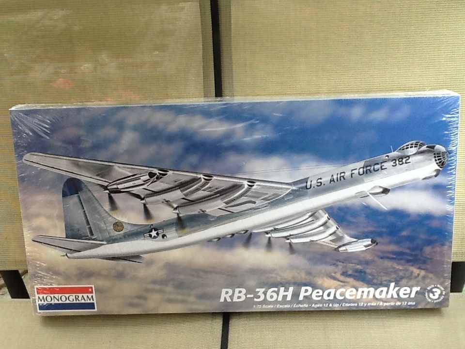 FACTORY SEALED MONOGRAM RB 36H PEACEMAKER PLASTIC MODEL KIT 5712