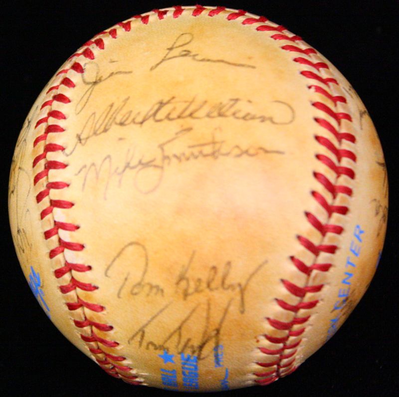 1984 Minnesota Twins Team Signed OAL Baseball Autographed