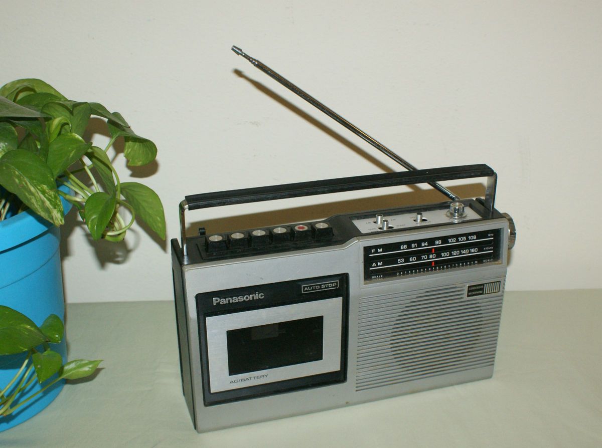 1972 73 Panasonic Am FM Cassette Portable Radio RQ 432s
