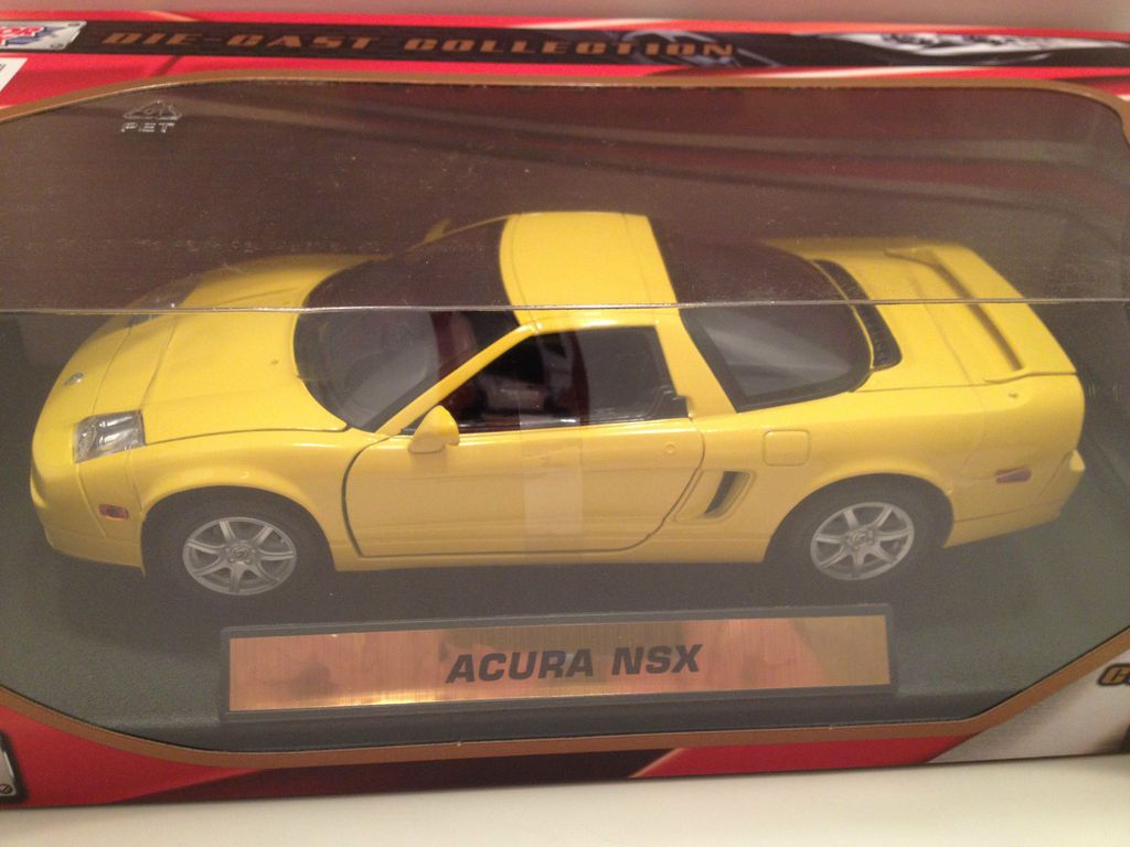 motor max 1 18 scale 2003 acura honda nsx diecast model yellow mib 