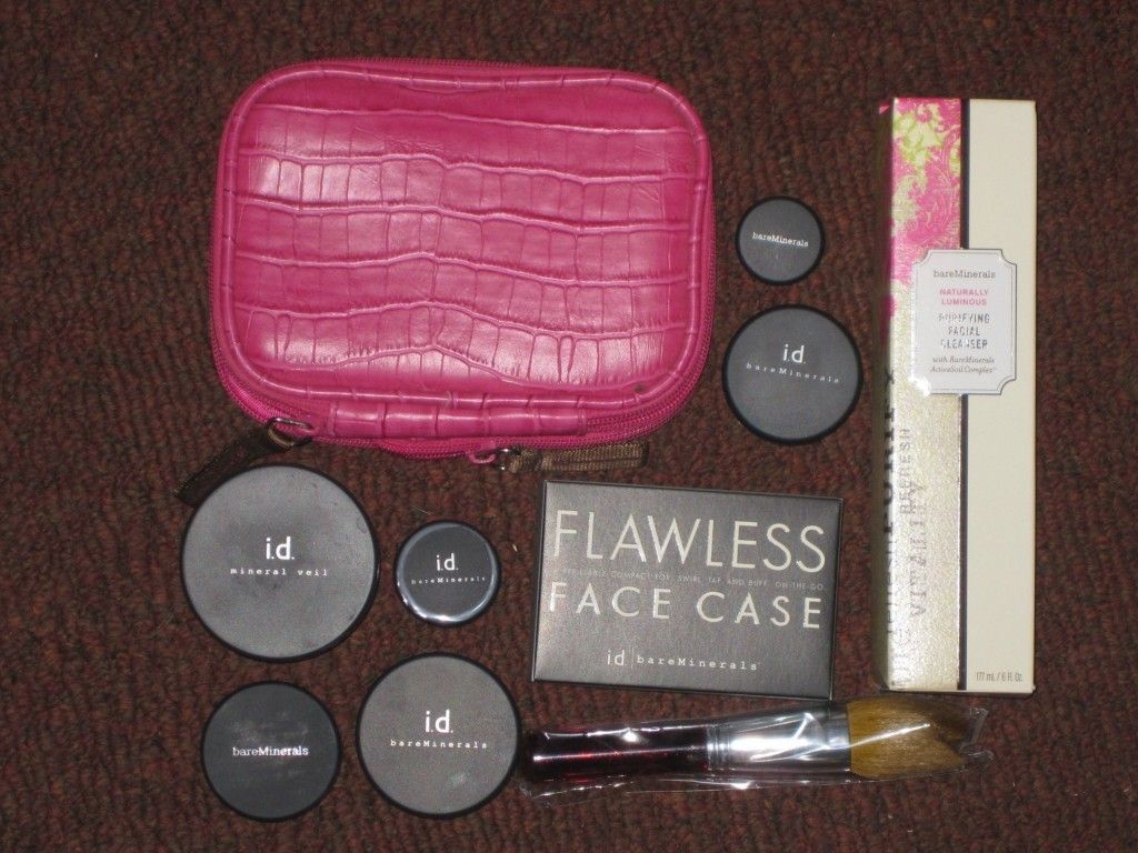 NIB Bare Minerals makeup lipgloss cleanser blush foundation Huge Lot 2 