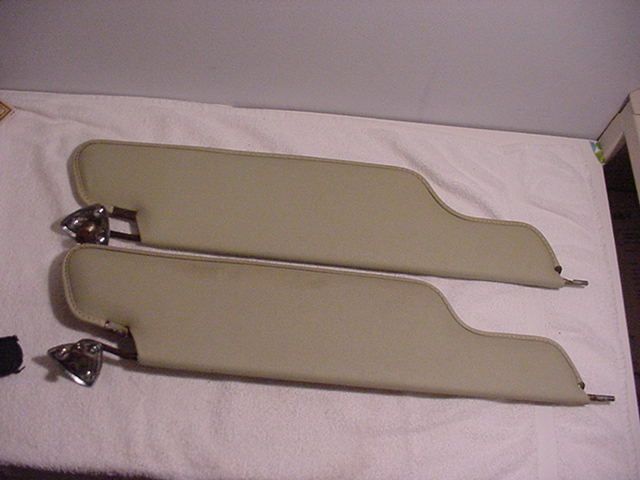 1966 Ford Galaxie 500 XL 7 Litre 1967 65 66 67 1965 Green Sunvisors 