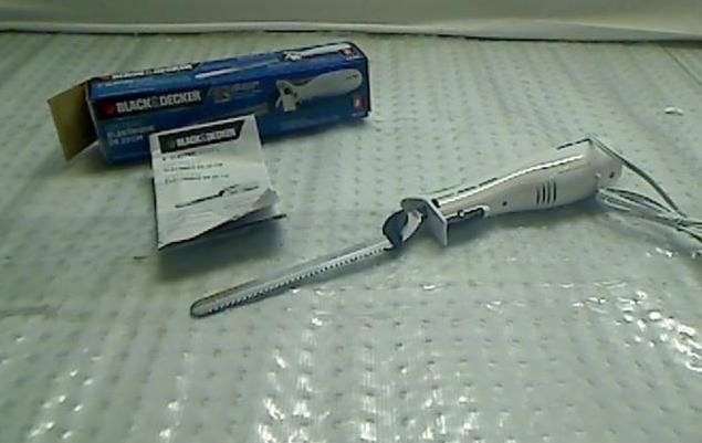 Black Decker EK700 9 inch Electric Carving Knife White