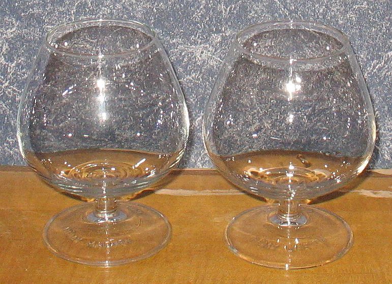 Set 2 Remy Martin Cognac Brandy Snifter Cocktail Glasses