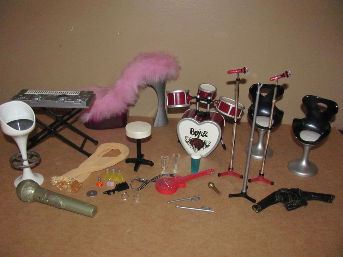 Bratz Barbie Rock Angelz Instruments Trendy Doll Diaroma House 