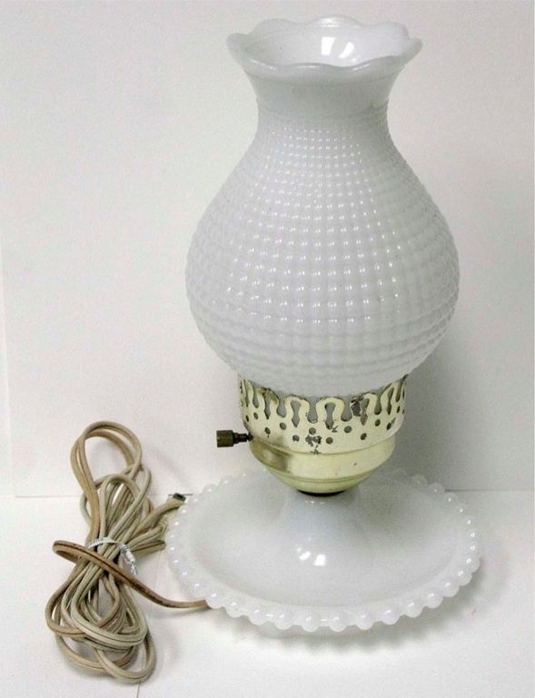 Vintage White Milk Glass Lamp Table Light Hobnail Bubble Hurricane 