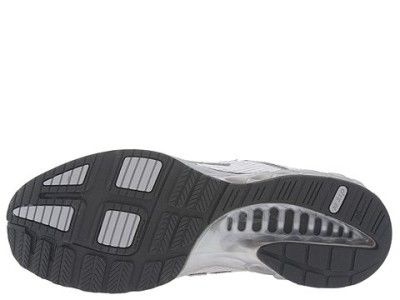Running shoe built for the neutral to under pronator who requires 
