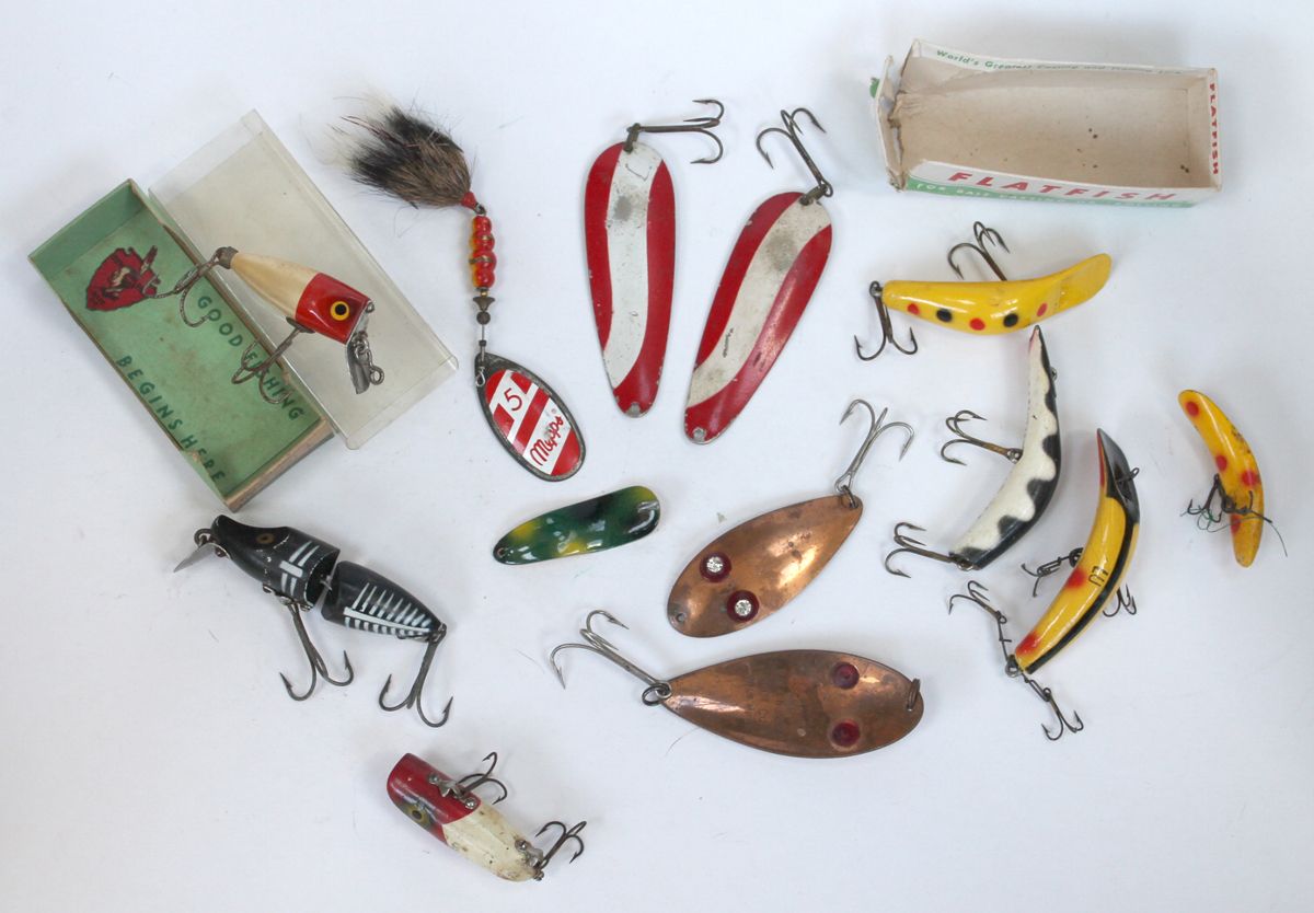    WOODEN LURES SPOONS HEDDON PAW PAW SOUTH BEND PAUL BUNYAN REDEYE