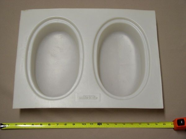 in 1 Carvel Oval Ice Cream Cake Molds New Adfund C103