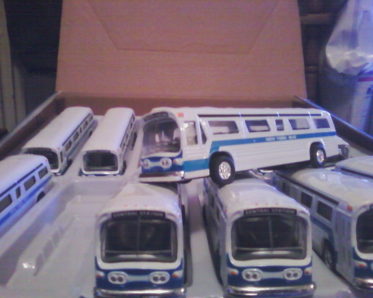  87 scale diecast Shing fat huiyang bus MTA New York transit