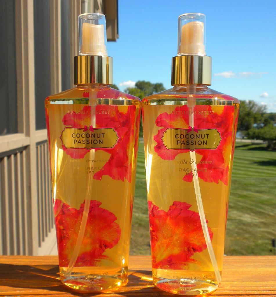 Victorias Secret Fragrance Mist in Coconut Passion x 2 