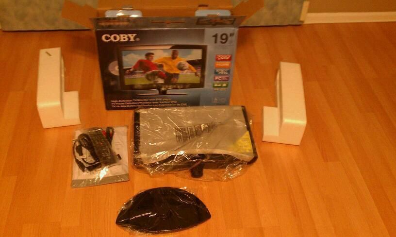 COBY TELEVISION TFDVD1995