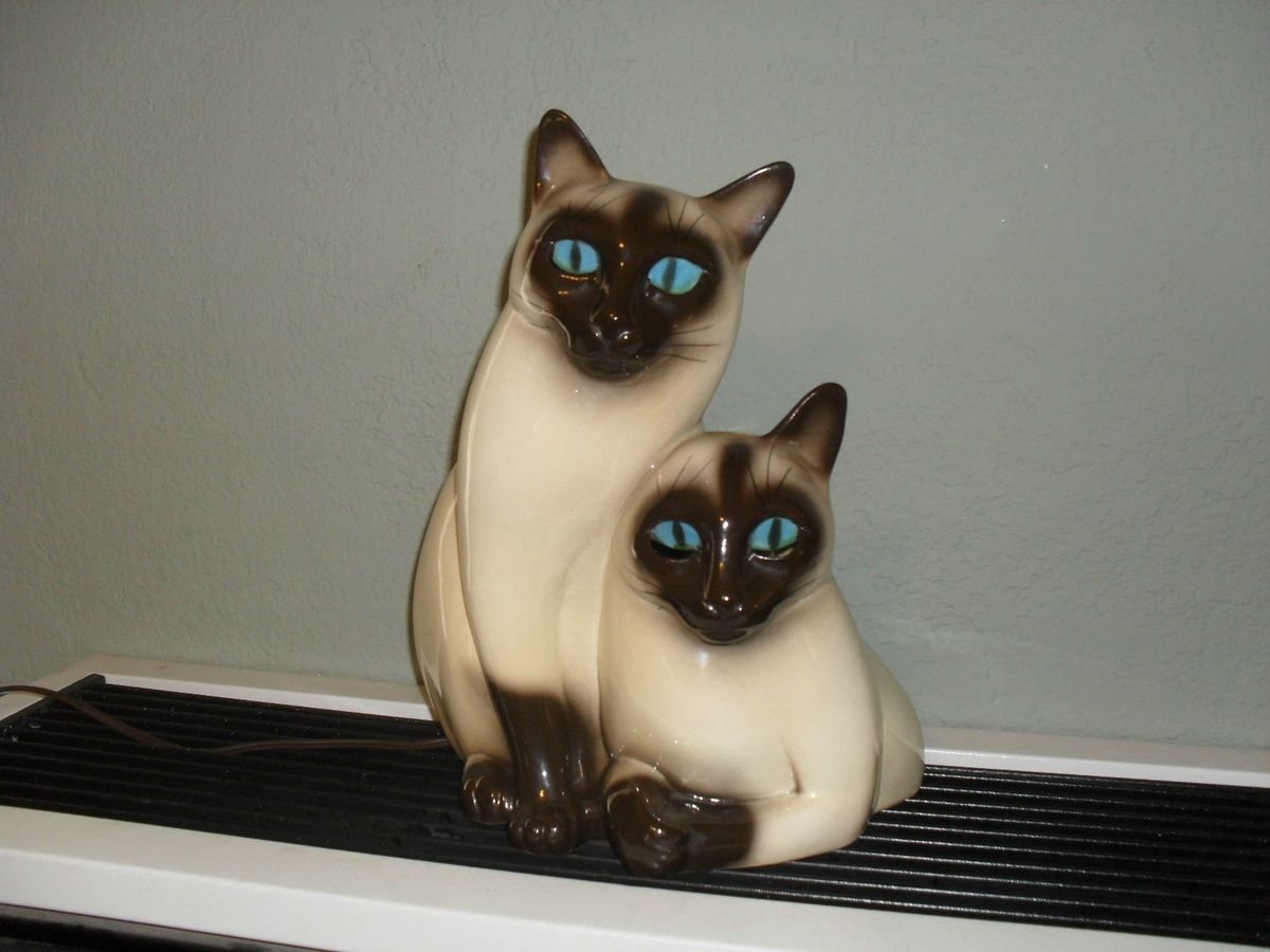 Retro 1954 Claes Double Siamese Cats TV Light Ceramic Lamp