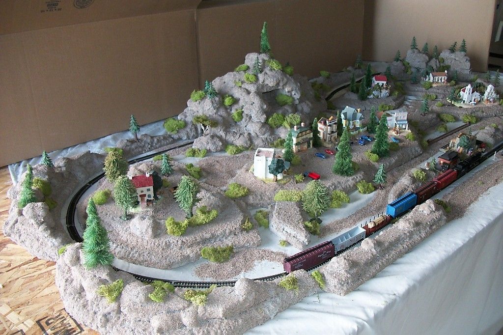  N Scale Train Layout