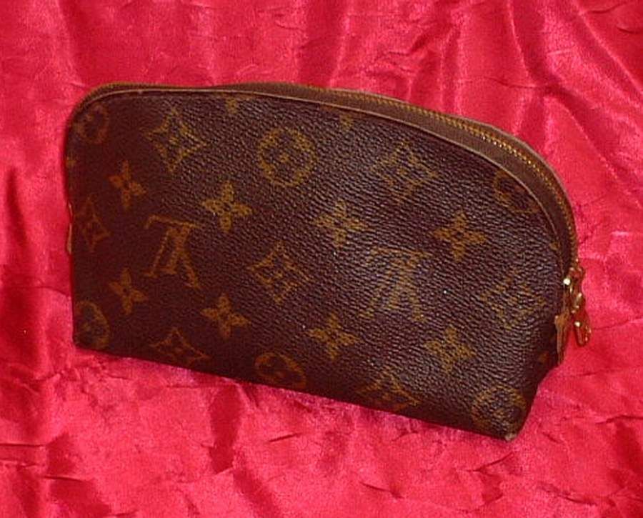 Louis Vuitton Pochette Cosmetique Cosmetic Pouch M47515 Travel Porch