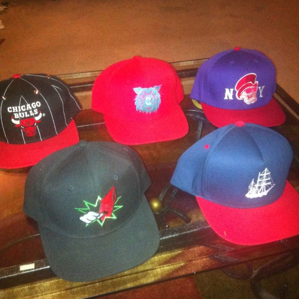 Snapback lot 5 pieces Bulls Custom Hundreds Wildcats Pitates NY