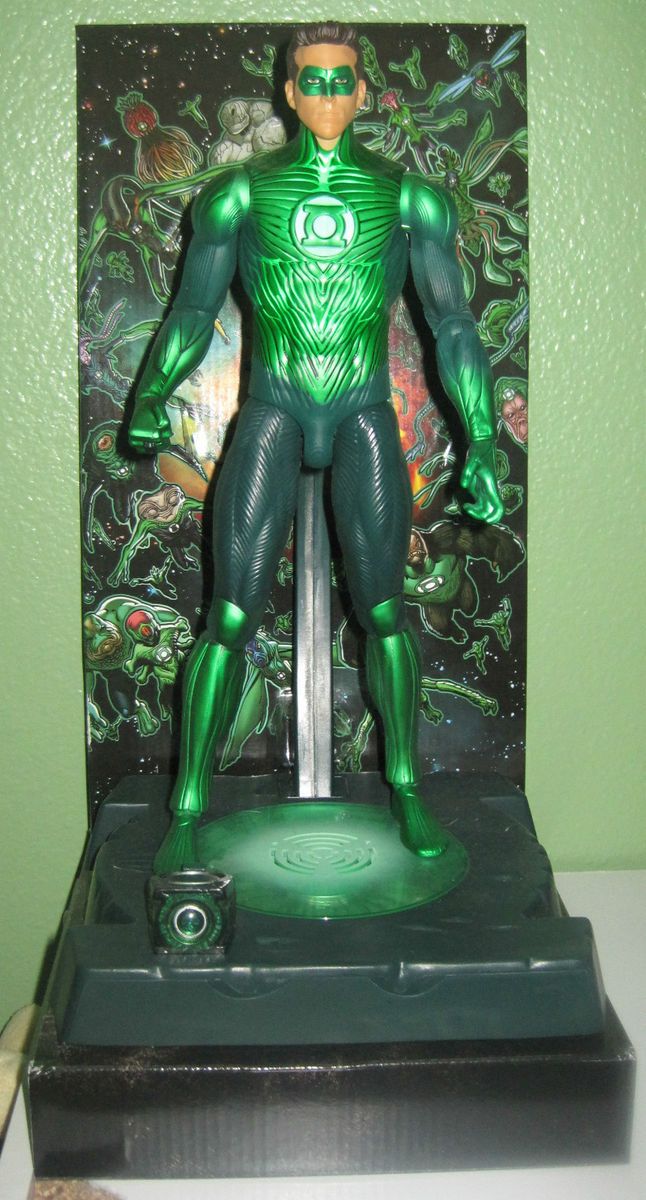 DC Comic Green Lantern Statue Action Figure with Removable Ring By