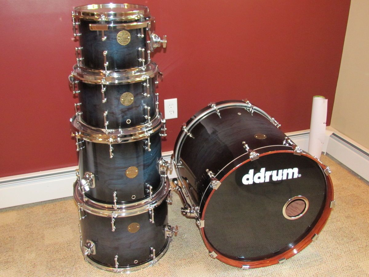 Ddrum Dios Bubinga Drum Set Blue Burst w Cases