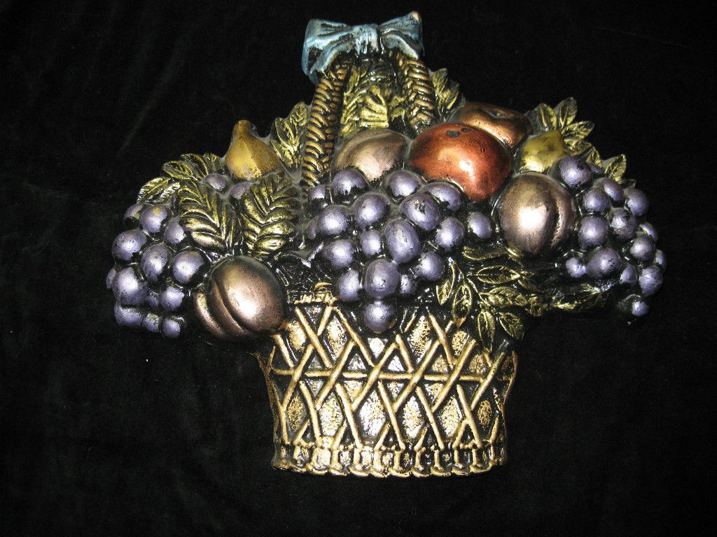  70s Fruit Basket Wall Plaque Decoration Decor Home Grapes