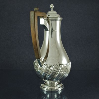  JUG   London 1906 Sharman Dermott Neill (IRISH SILVERSMITH   BELFAST